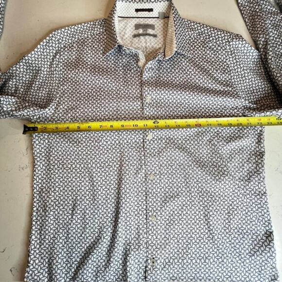 Ted Baker London Black & White Geometric Button Up Shirt Like New! Size 5 - Picture 7 of 16
